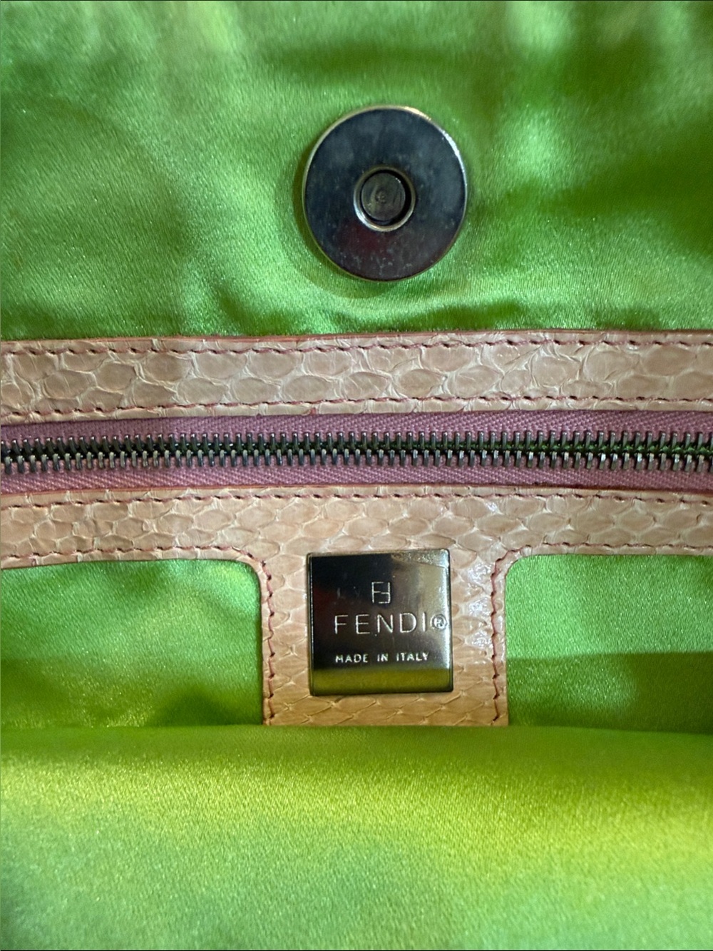 FENDI🌟Golden-yellow neon green Patent Perforated Shoulder Bag with Pink! - Picture 2 of 14